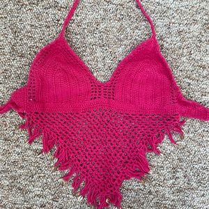 Crochet halter neck top w/ seashell accents 🐚💕